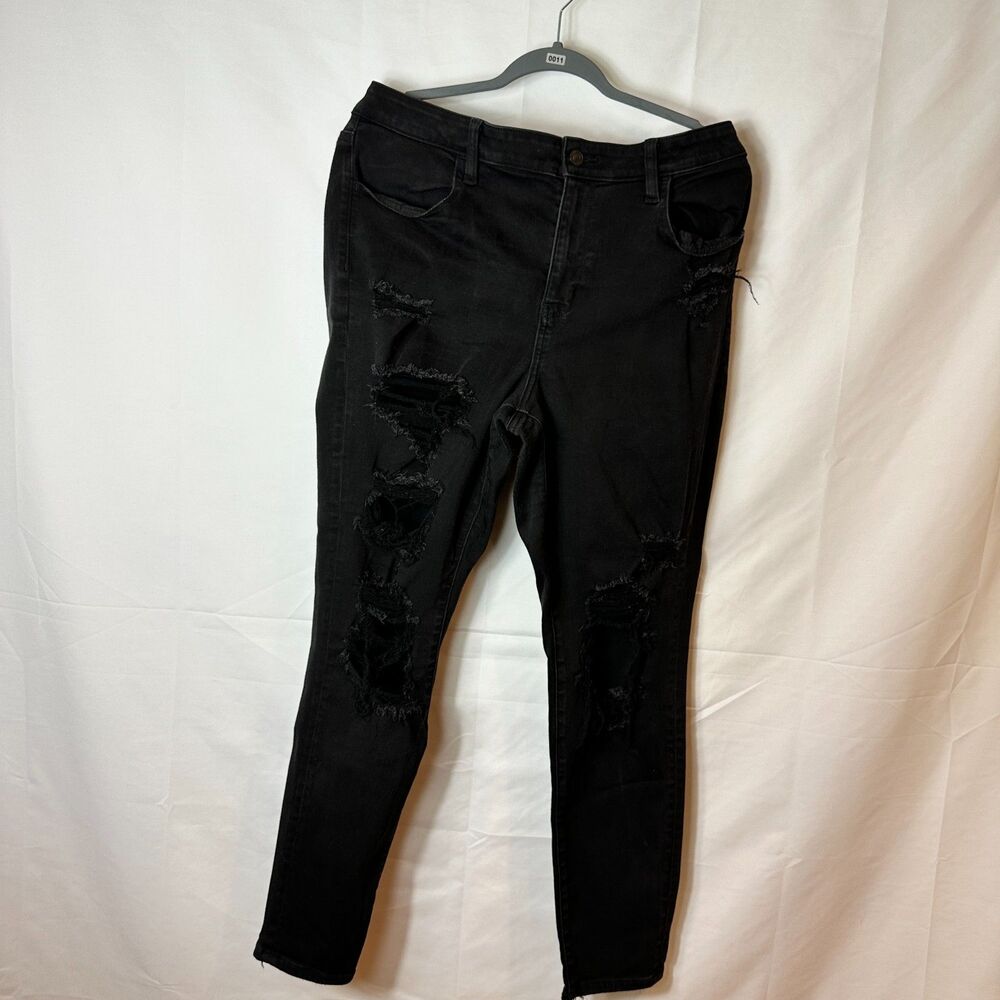 American Eagle Y2K Black Distressed Skinny Jeans, W18